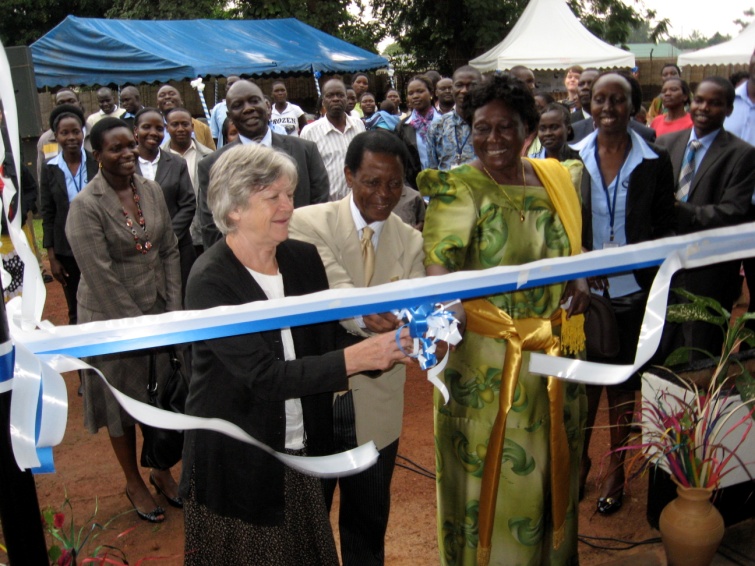 H.E. Bjørg S. Leite and other chief guests cut the ribbon to officially open the JRP office